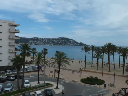 Location appartement à Roses, Charmant appartement 1 chambre avec piscine & jardin à Roses Santa-Margarita