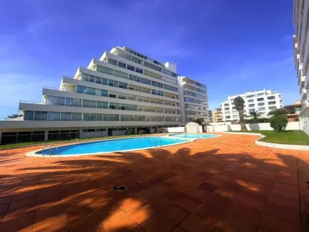 Appart 6 pers, 7e étage face mer, piscine à Roses : photo 8