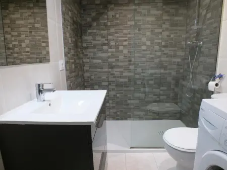 Appartement vue mer 50 m plage, Roses - 4 pers : photo 13