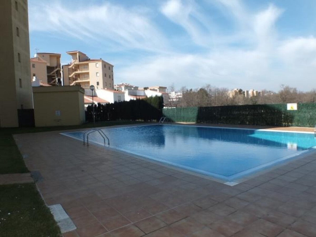 Appartement 6 pers à Roses, piscine et parking inclus - Photo 3