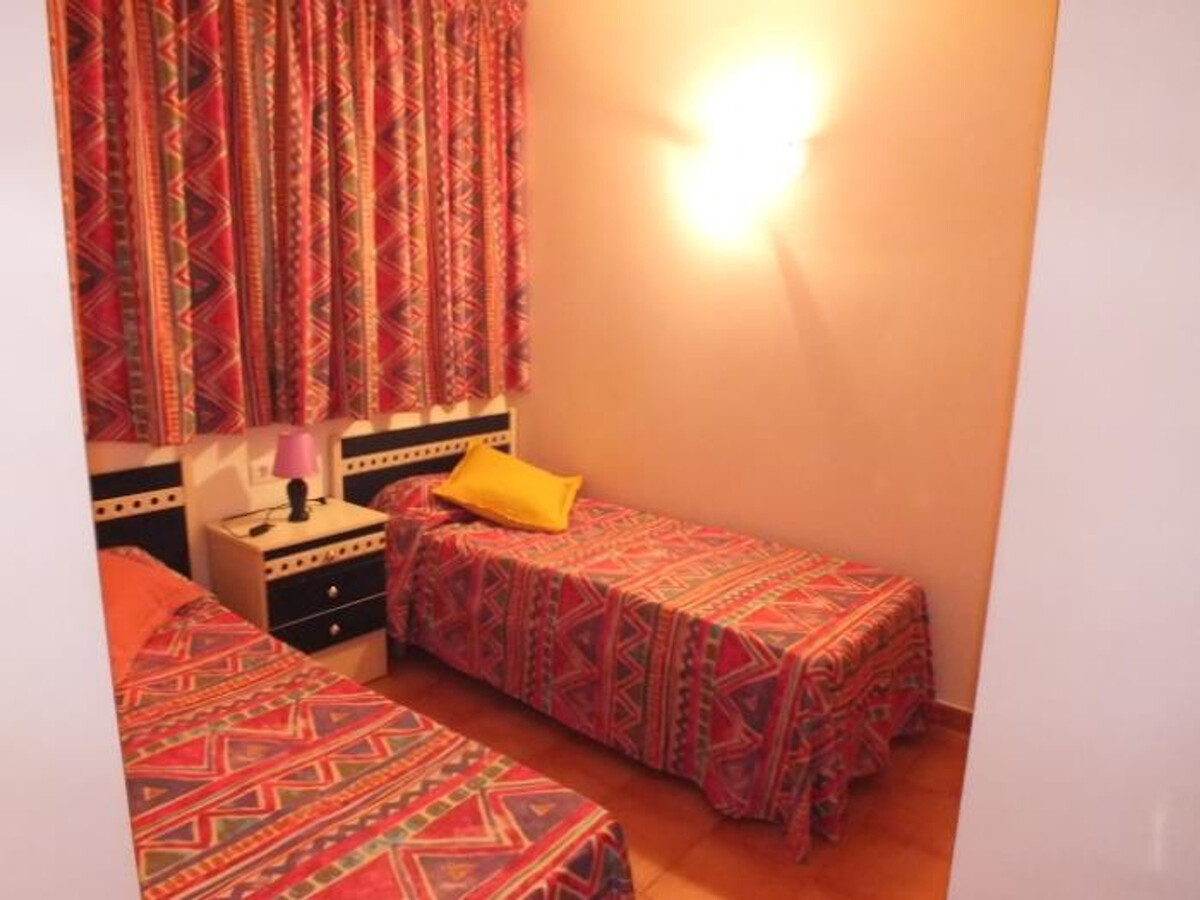 Appartement 6 pers à Roses, piscine et parking inclus - Photo 13