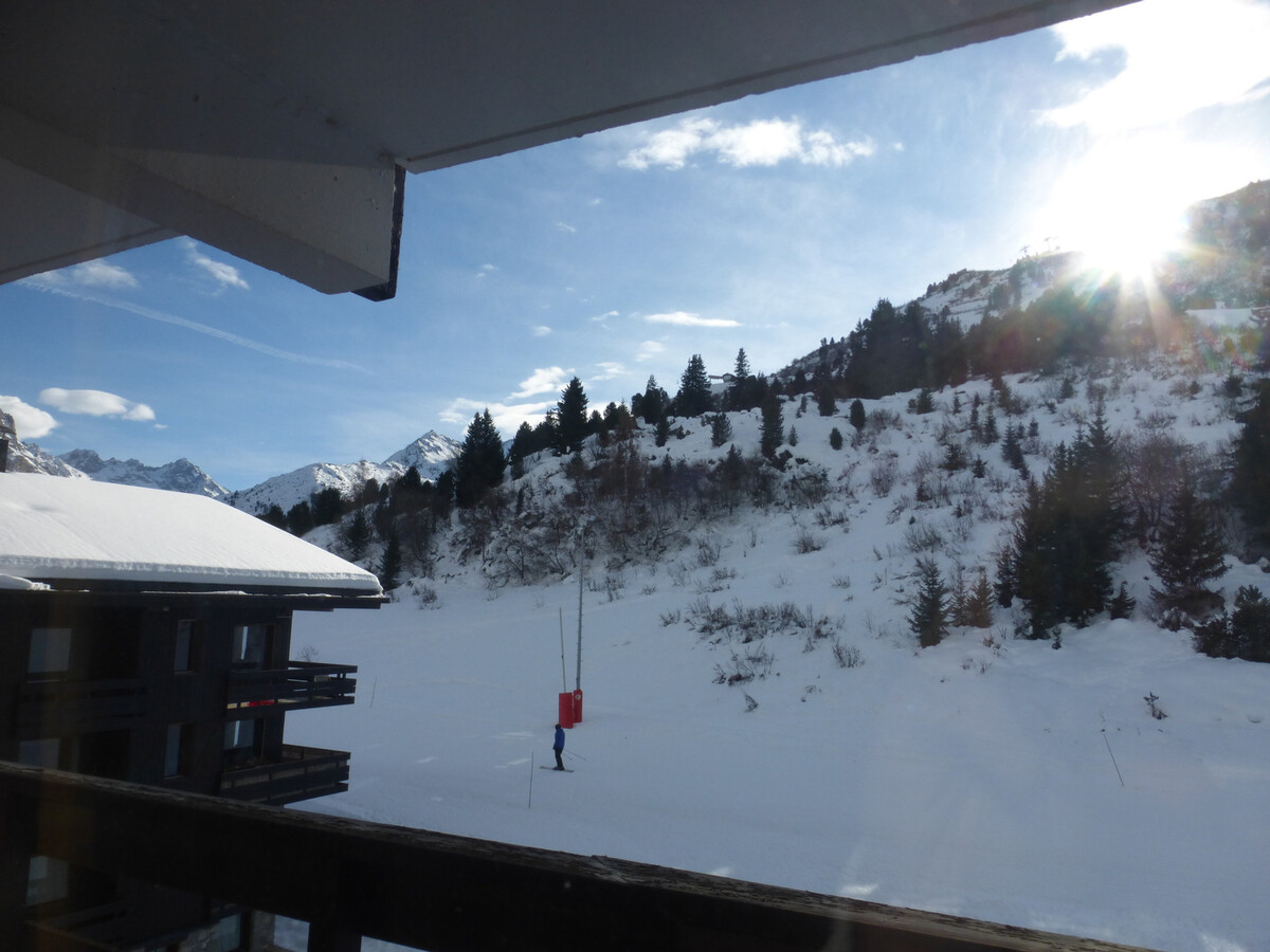 Appartement ski aux pieds à Méribel, balcon sud - Photo 2