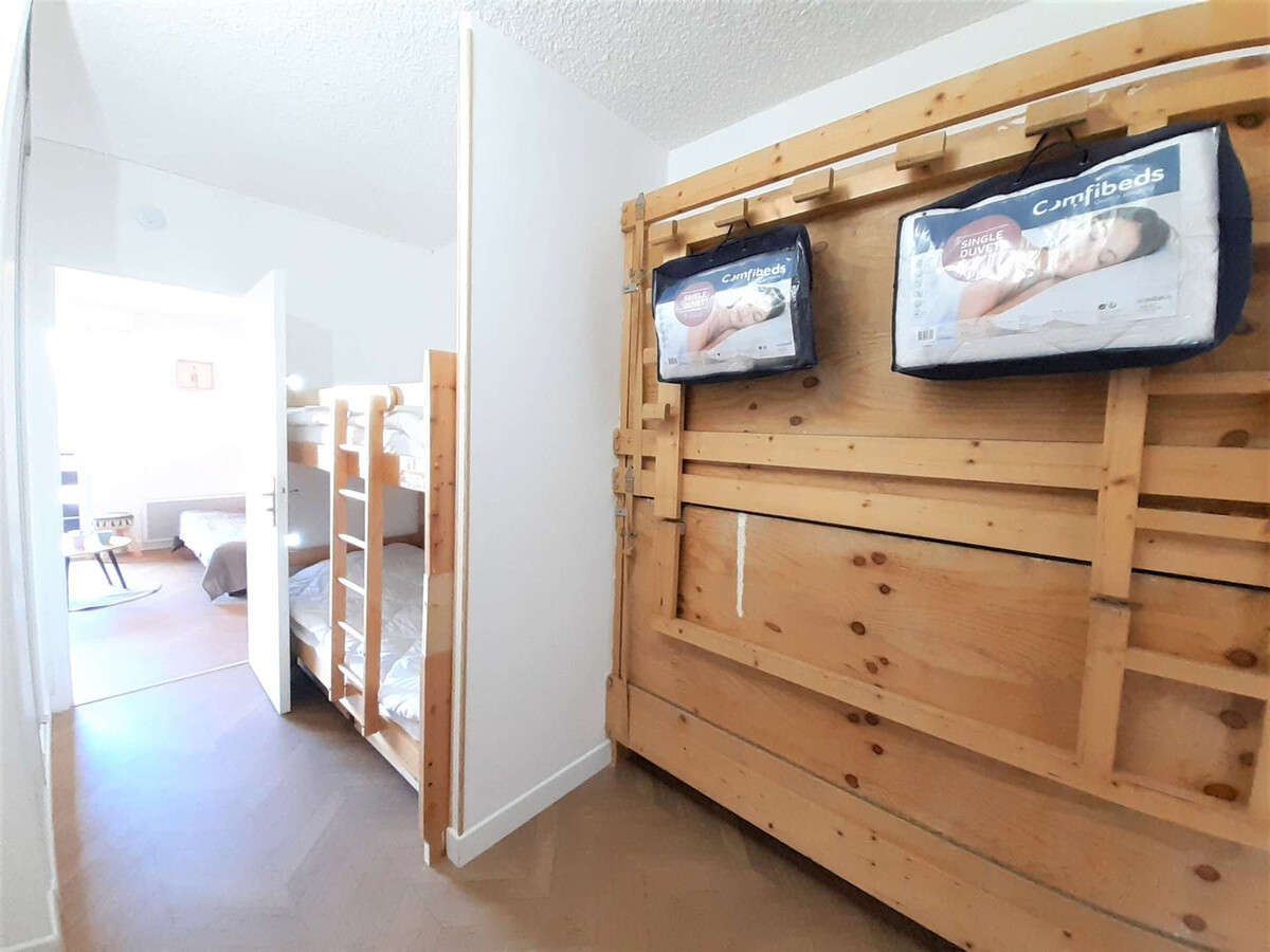 Studio cabine 6 pers avec balcon à 100m des pistes - Photo 9