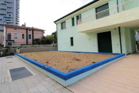 Appartamento nero, Appartement à Jesolo avec piscine partagée - Photo 18
