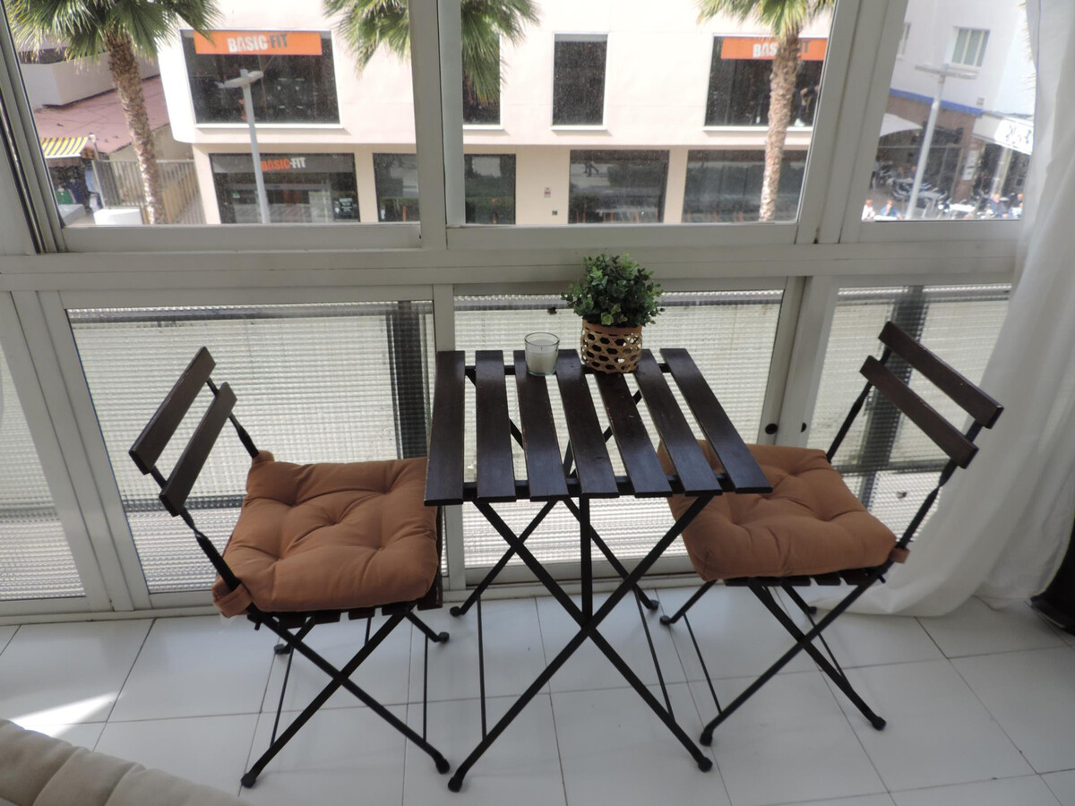 Studio Begonia City Center, balcon, à 40m de la gare - Photo 12