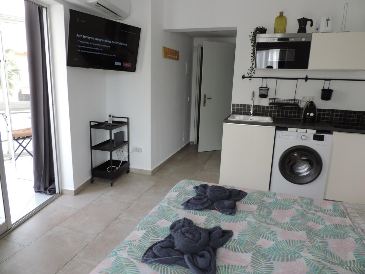 Studio Begonia City Center, balcon, à 40m de la gare - Photo 16