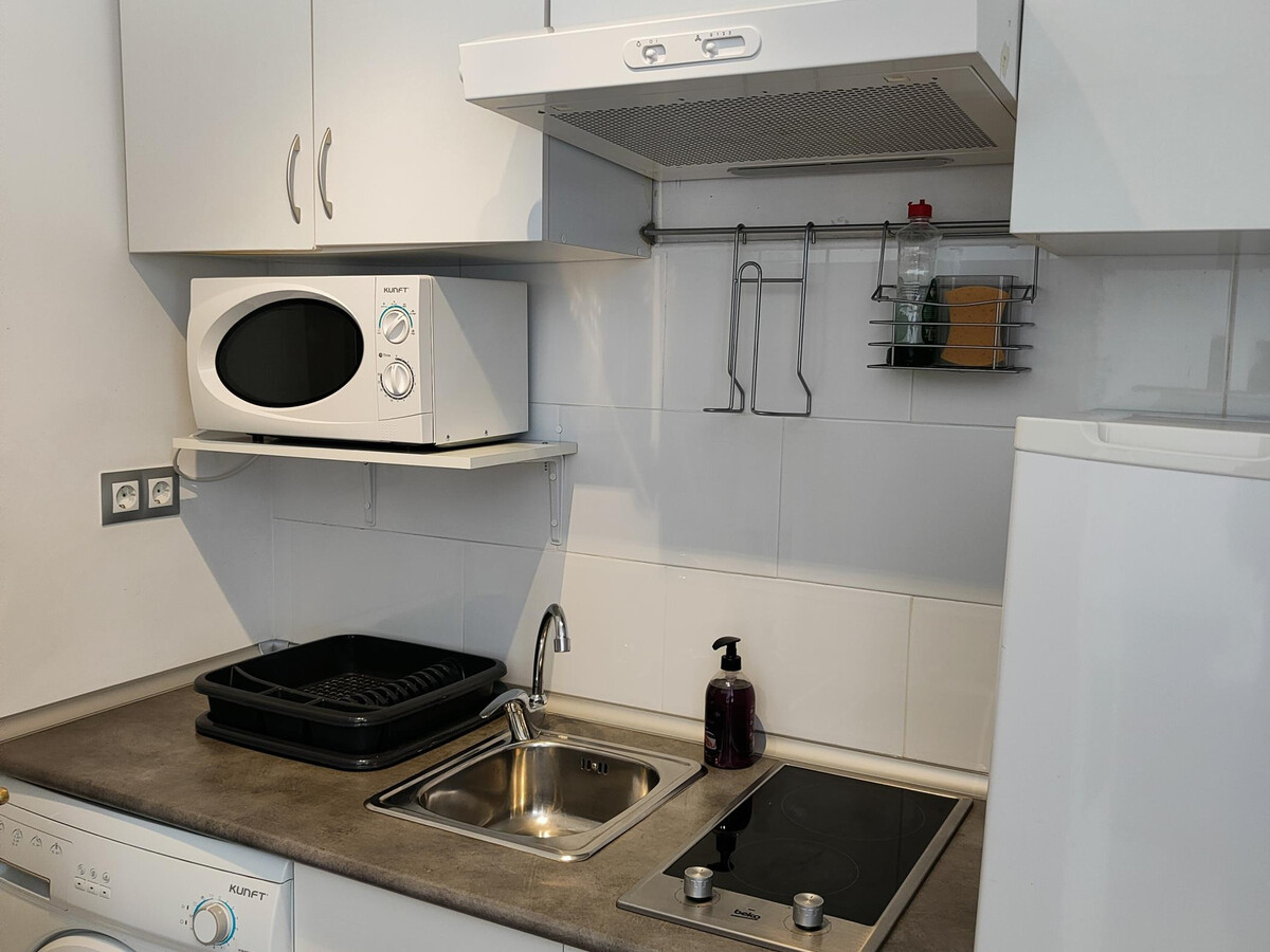 Appartement centre Torremolinos, 400 m gare, Wi-Fi & clim - Photo 15
