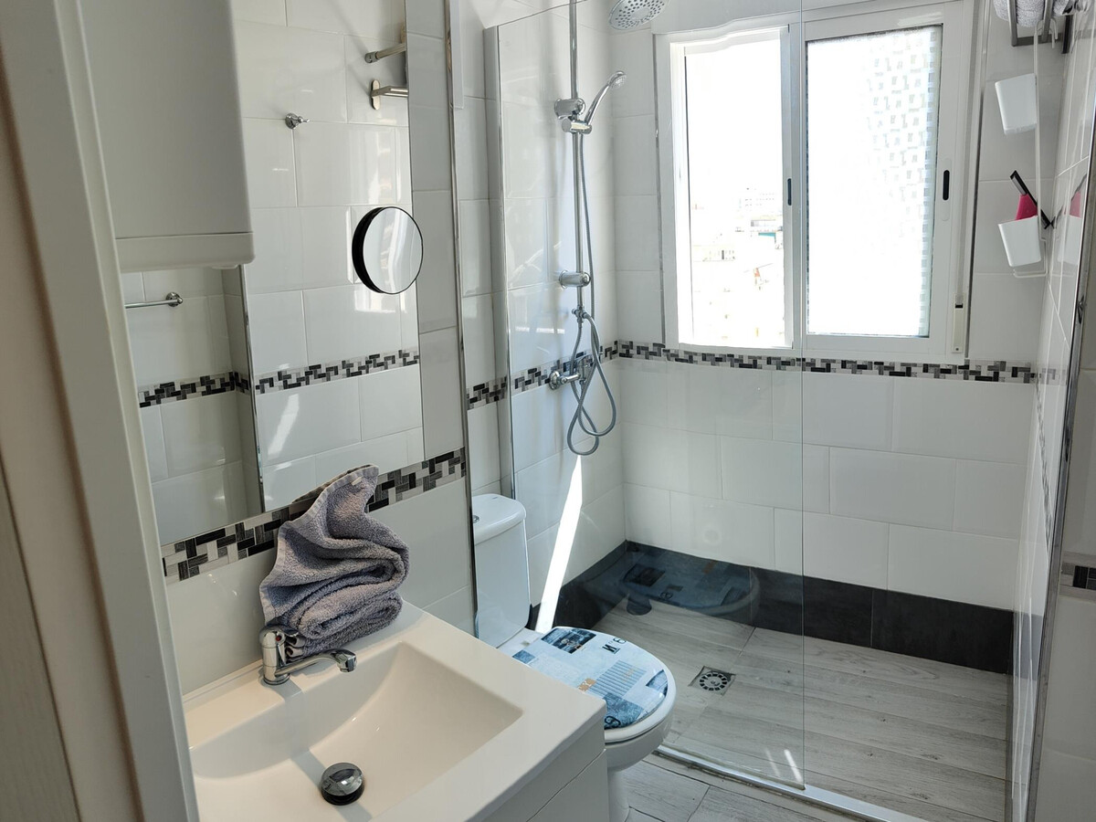 Appartement centre Torremolinos, 400 m gare, Wi-Fi & clim - Photo 19