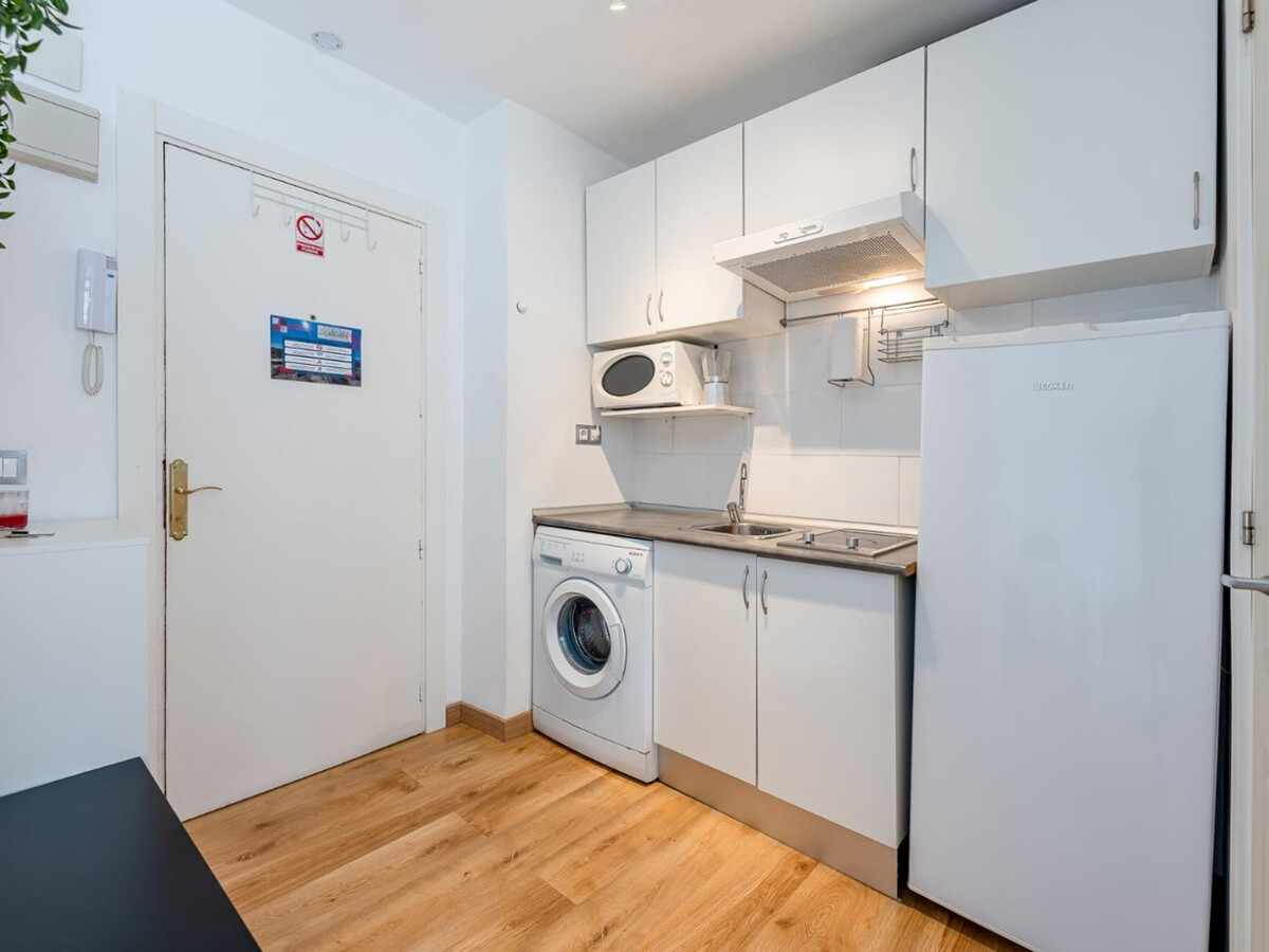 Appartement centre Torremolinos, 400 m gare, Wi-Fi & clim - Photo 22