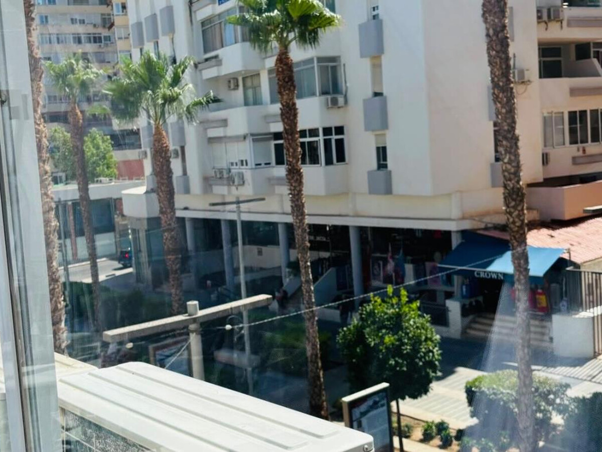 Studio à 40m de la gare, 450m de plage, véranda vitrée - Photo 4
