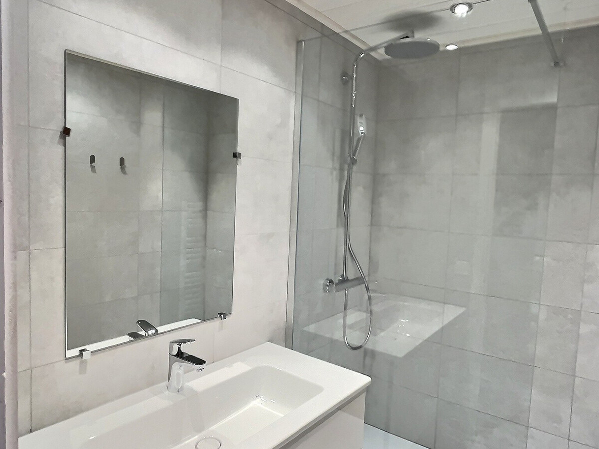 Studio mezzanine 42m² 6 pers., parking couvert à Val-d'Isère - Photo 9