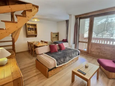 Location appartement à Val d'Isère, Grand studio mezzanine avec parking couvert, proche des pistes