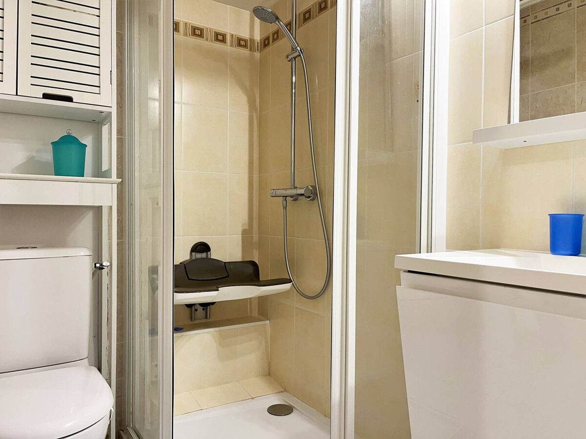 Appartement 5 personnes avec piscine et terrasse sud au Lavandou - Photo 9