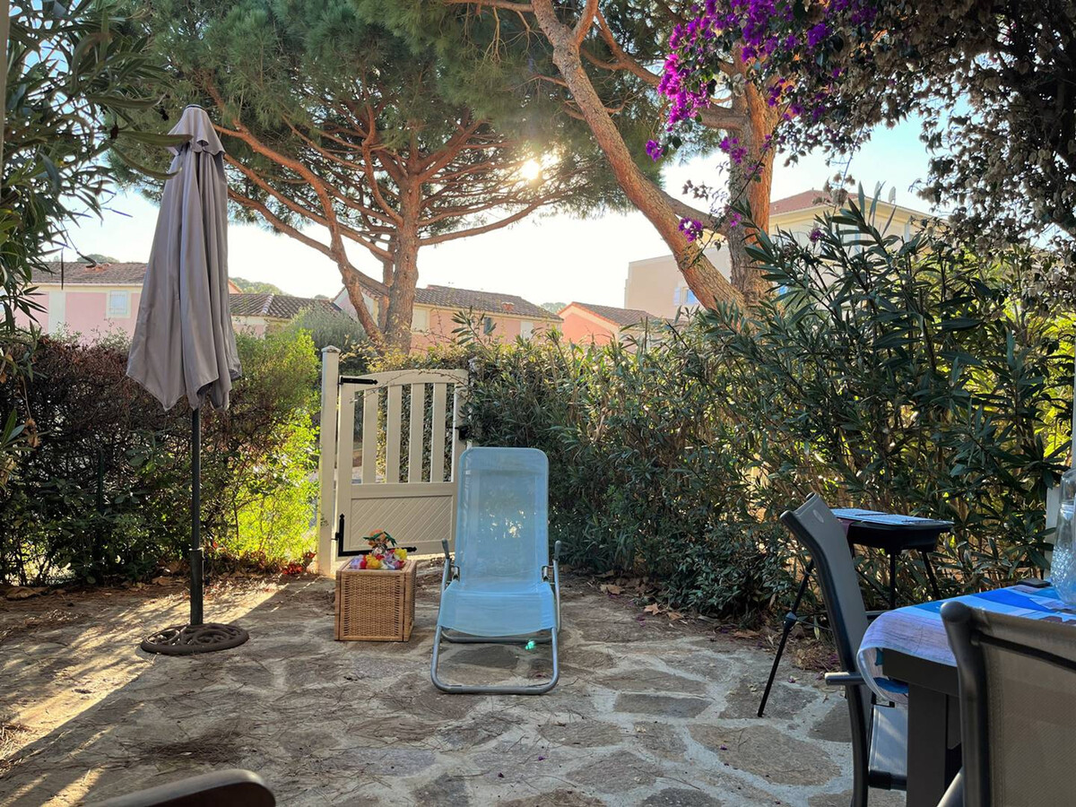 Appartement 5 personnes avec piscine et terrasse sud au Lavandou - Photo 11