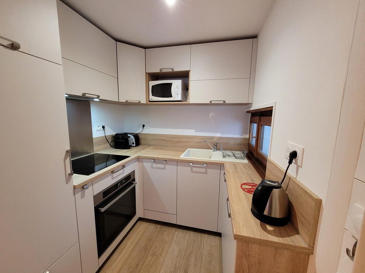 Appartement 42 m² rénové, 2 balcons, parking - Les Gets - Photo 4