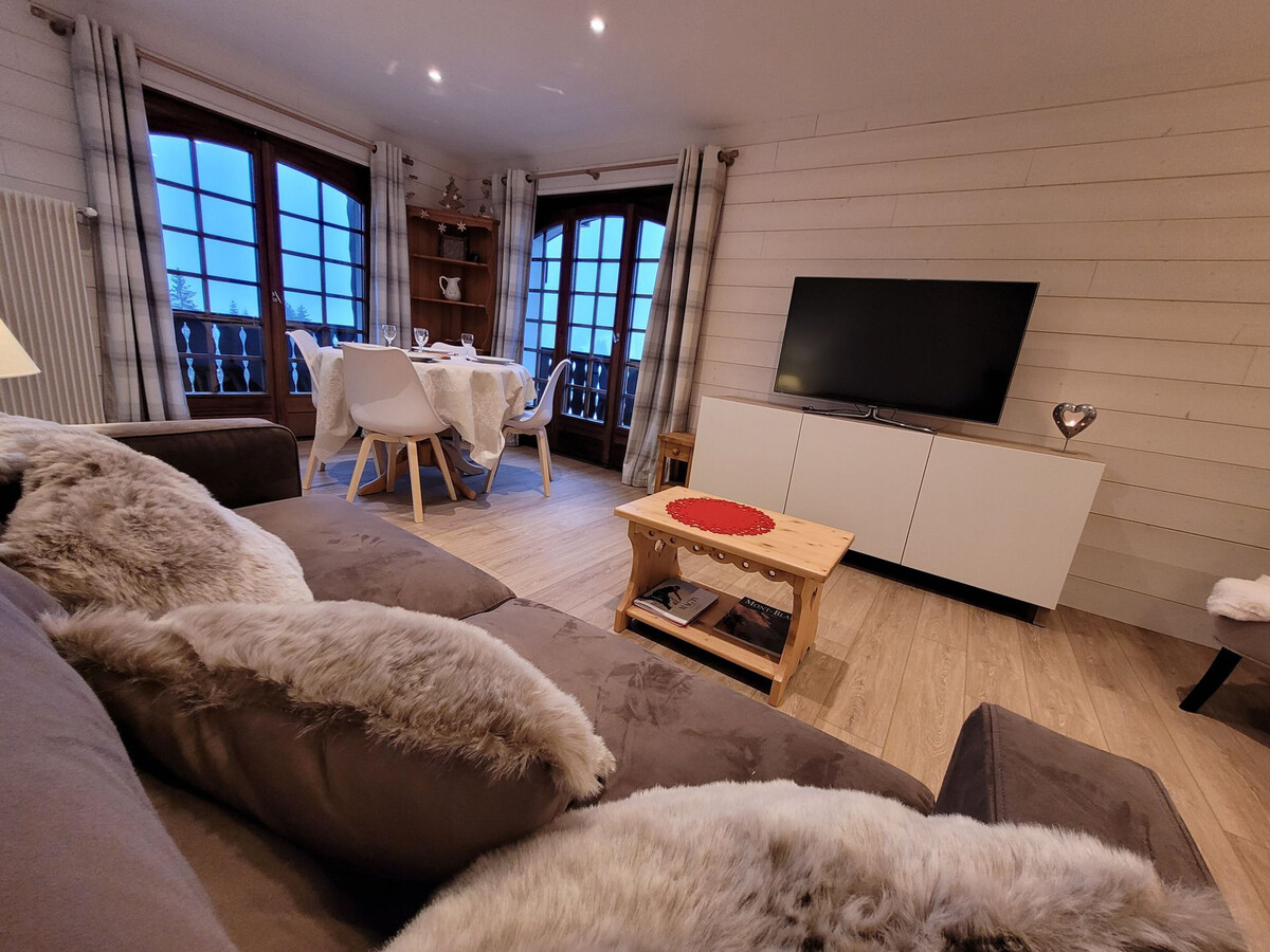 Appartement 42 m² rénové, 2 balcons, parking - Les Gets - Photo 8