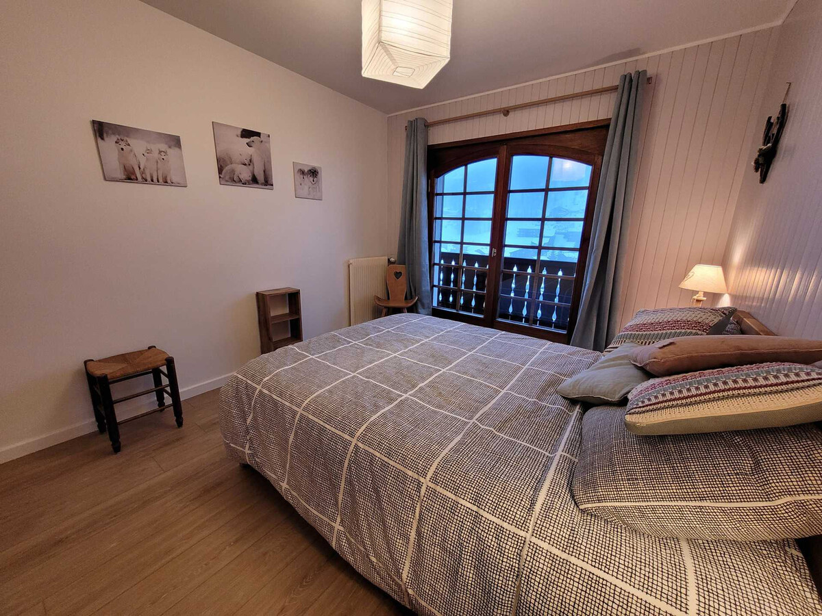 Appartement 42 m² rénové, 2 balcons, parking - Les Gets - Photo 9