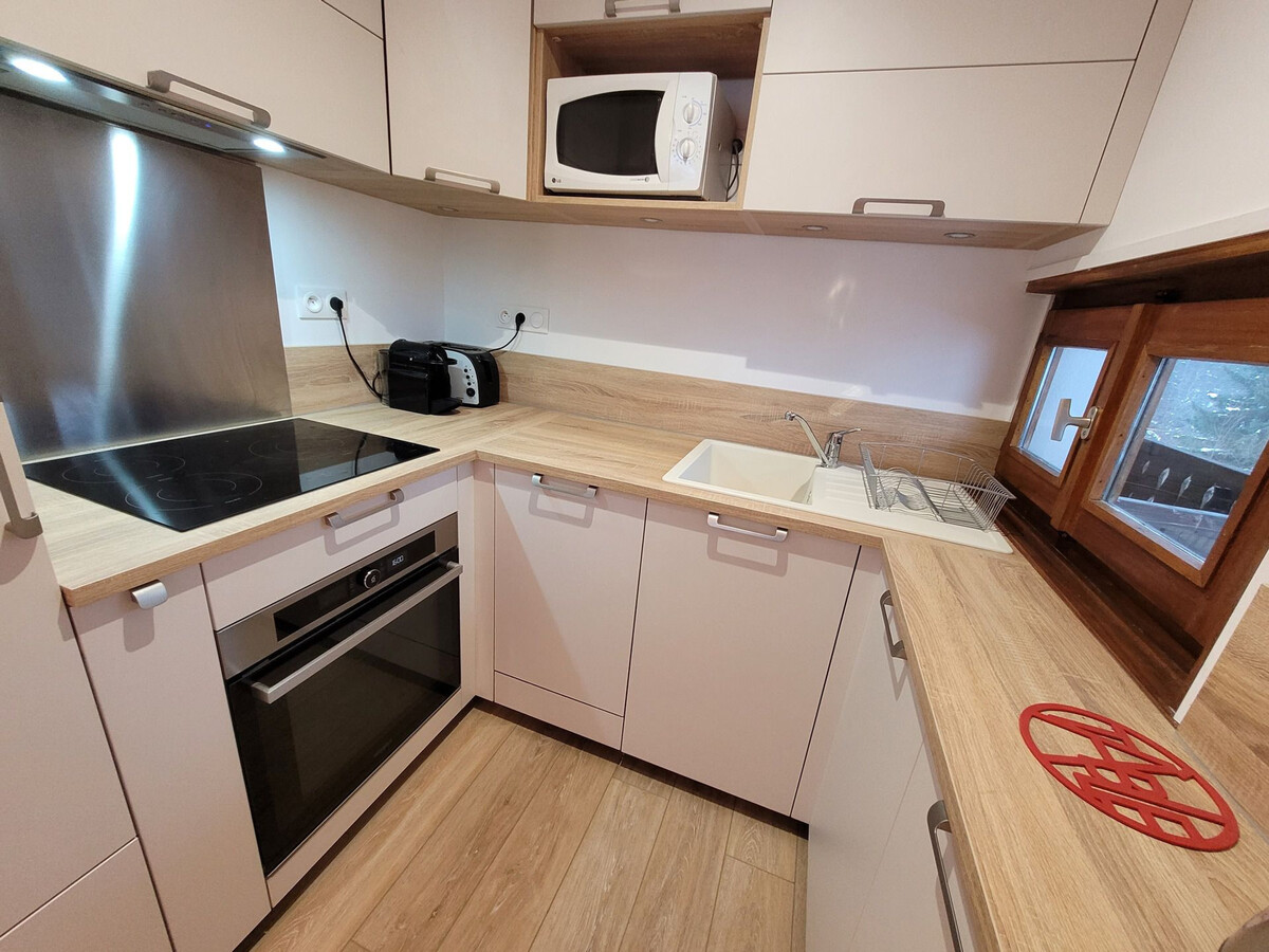 Appartement 42 m² rénové, 2 balcons, parking - Les Gets - Photo 11