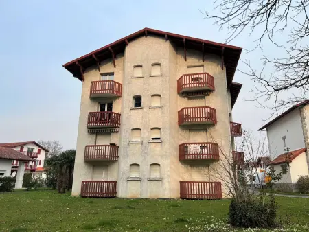 Location appartement à Cambo les Bains, Studio cosy à Cambo-les-Bains avec parking