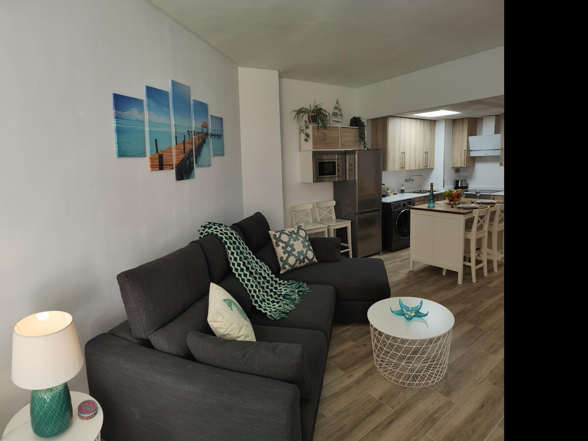 City Central Apartment : 1 chambre rénové, centre Torremolinos - Photo 1