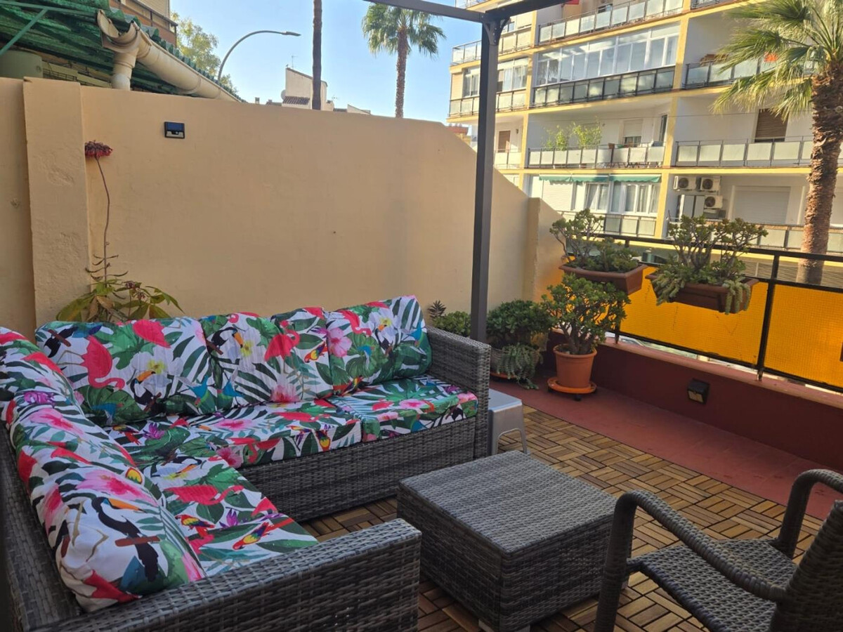 City Central Apartment : 1 chambre rénové, centre Torremolinos - Photo 2