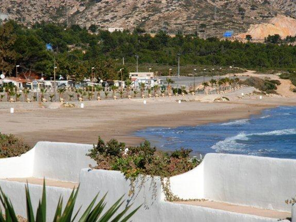 Maison 2 chambres à 40m de la plage d'Almadrava - Photo 16