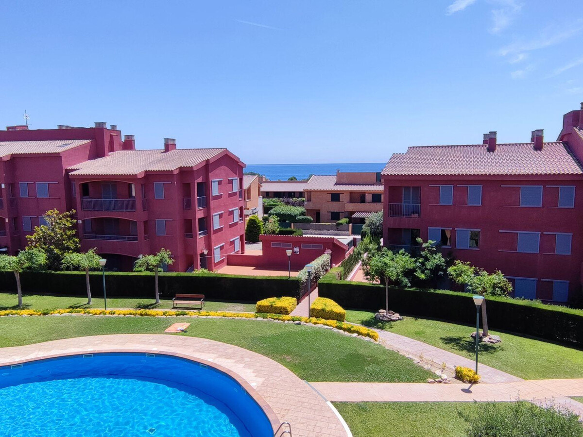 Duplex 4 chambres avec piscine à 200m de la mer - Photo 2