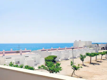 Location appartement à L'Ametlla de Mar, Duplex Confort à 50m de la Plage - Terrasse, Cuisine Équipée, 3 Chambres