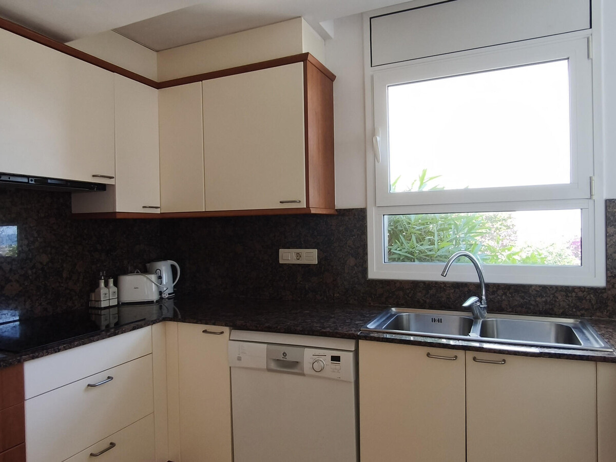 Appartement 6 pers. vue mer à 50 m de la plage - Photo 12