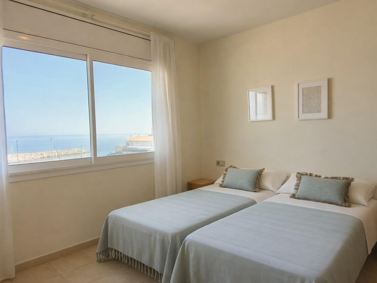 Appartement front de mer à L'Ametlla de Mar, accès plage - Photo 11