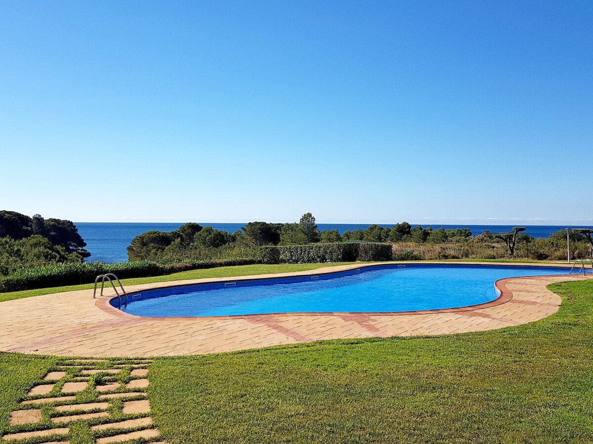 Appartement RDC 1ère ligne, jardin et piscine à L'Ametlla de Mar - Photo 4