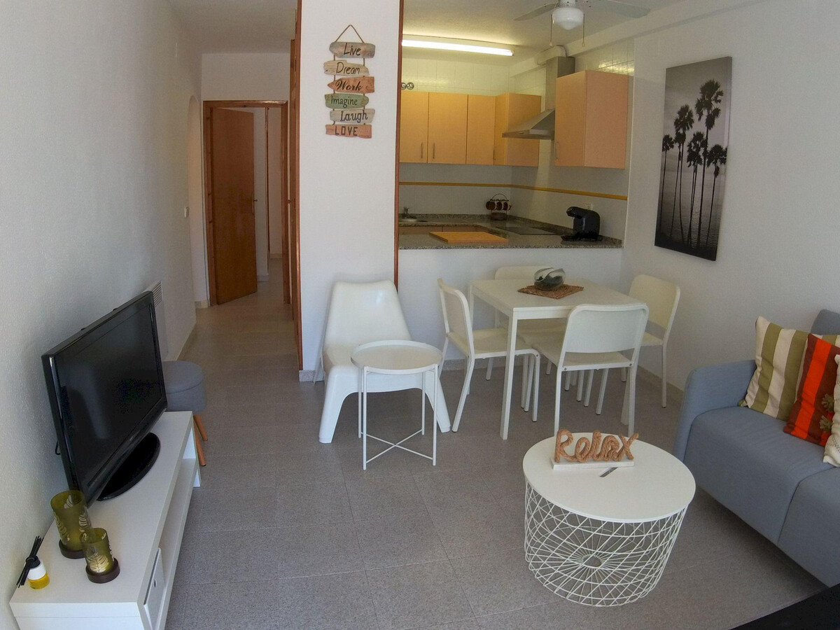 Appartement 4 pers. près de Cala Llobeta avec piscine - Photo 4
