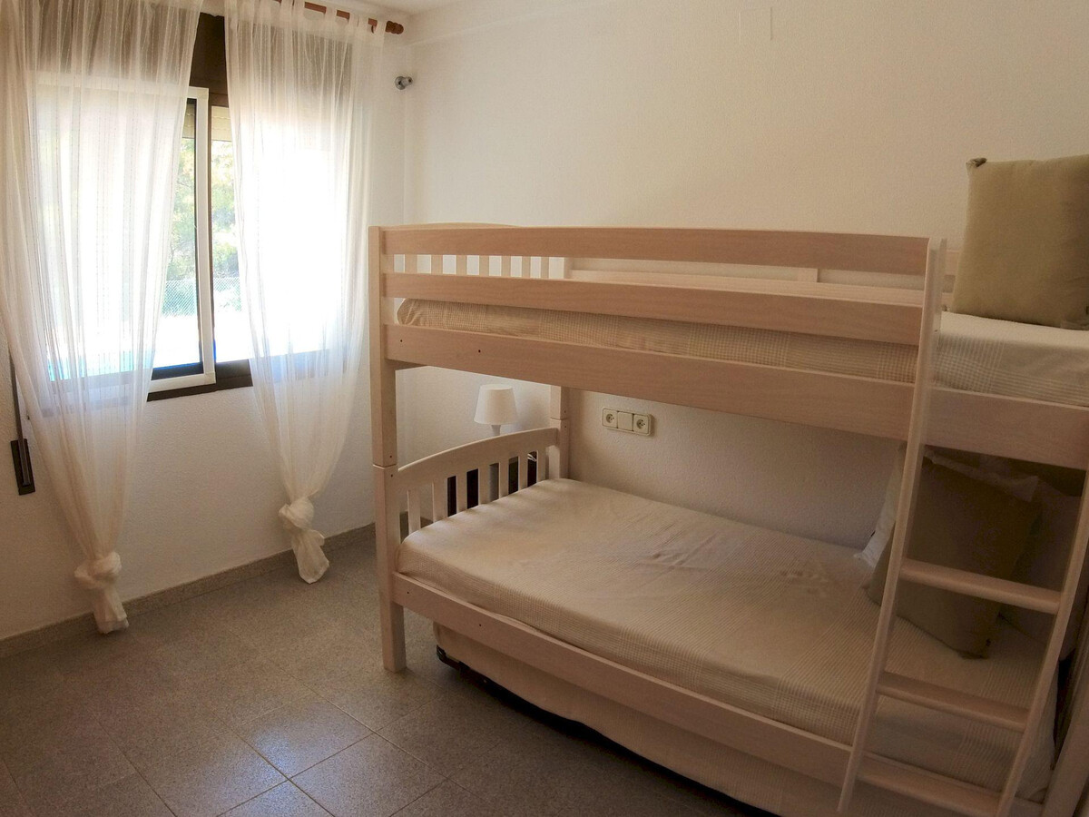 Appartement 4 pers. près de Cala Llobeta avec piscine - Photo 13