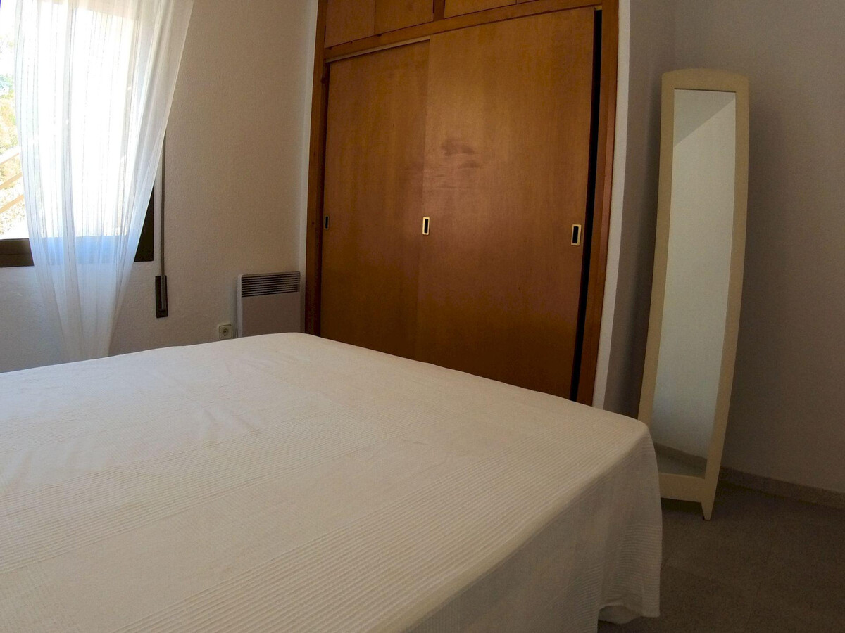 Appartement 4 pers. près de Cala Llobeta avec piscine - Photo 18