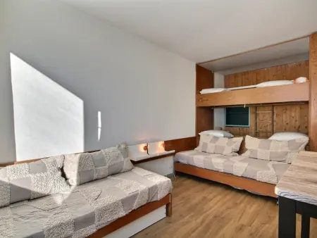 Studio 4 pers. face aux pistes, balcon sud ensoleillé : photo 10