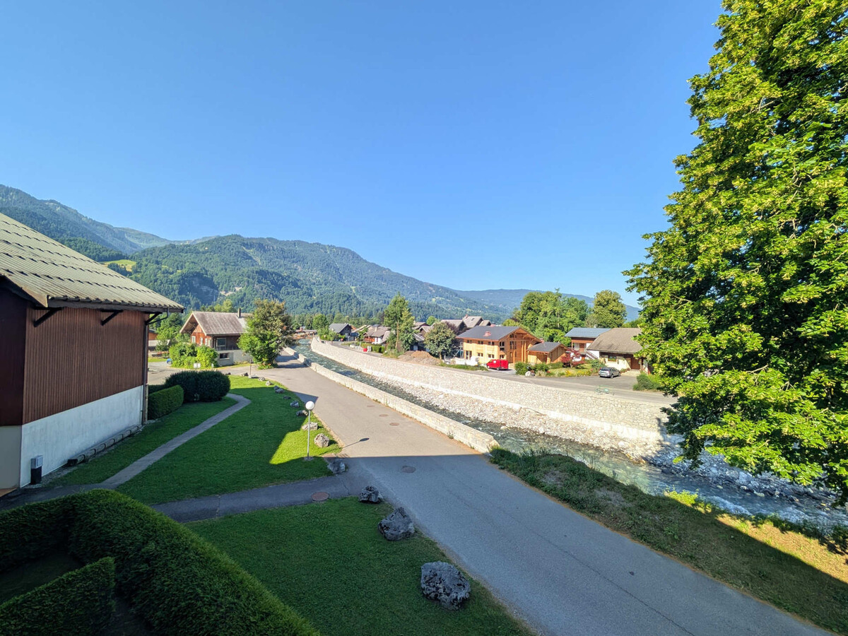 T2 Le Marolie à Samoëns, parking privé et skibus - Photo 9