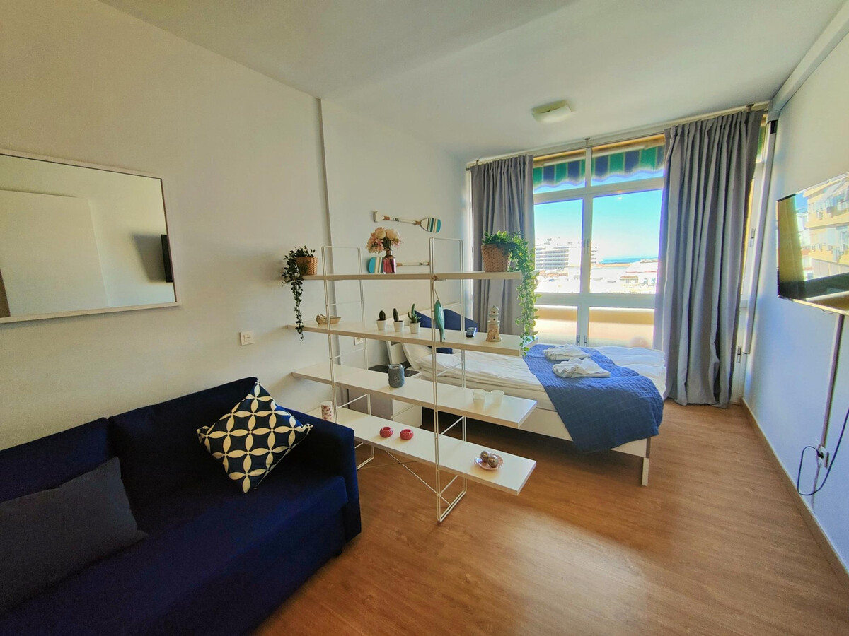 La Perla City Center - Appart moderne au cœur de Torremolinos - Photo 11