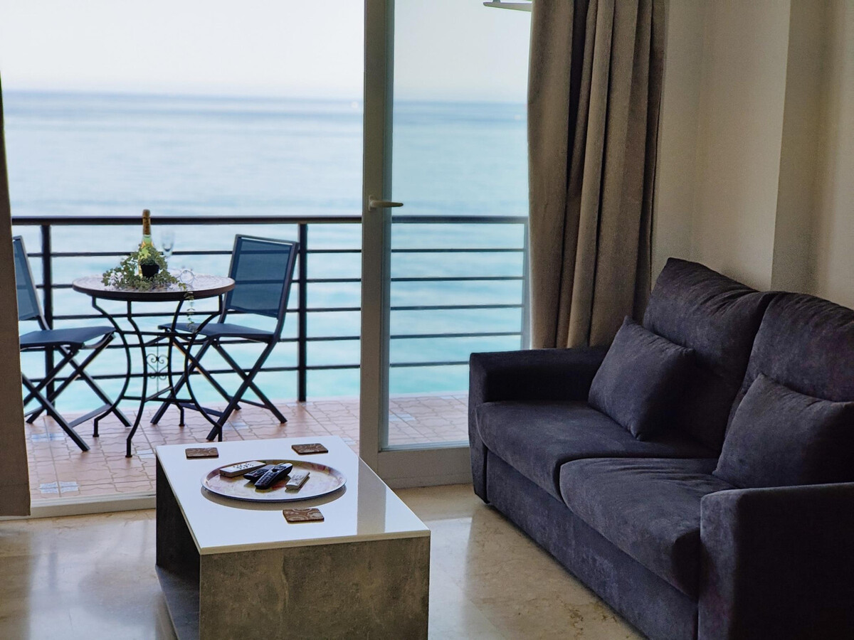 Studio vue mer 270° à Torremolinos, accès plage direct - Photo 8