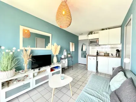 T2 lumineux 7e étage, garage et piscine à Sète : photo 2