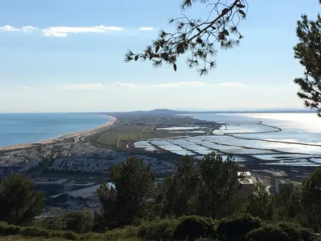 T2 lumineux 7e étage, garage et piscine à Sète : photo 13