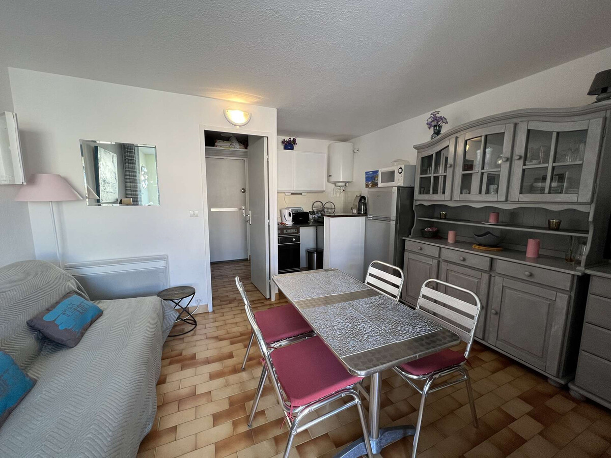 Studio cabine 4 pers. parking, animaux acceptés à Cap d'Agde - Photo 4