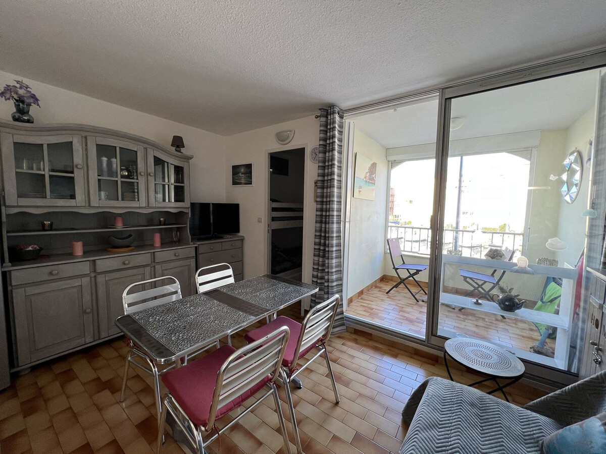 Studio cabine 4 pers. parking, animaux acceptés à Cap d'Agde - Photo 6