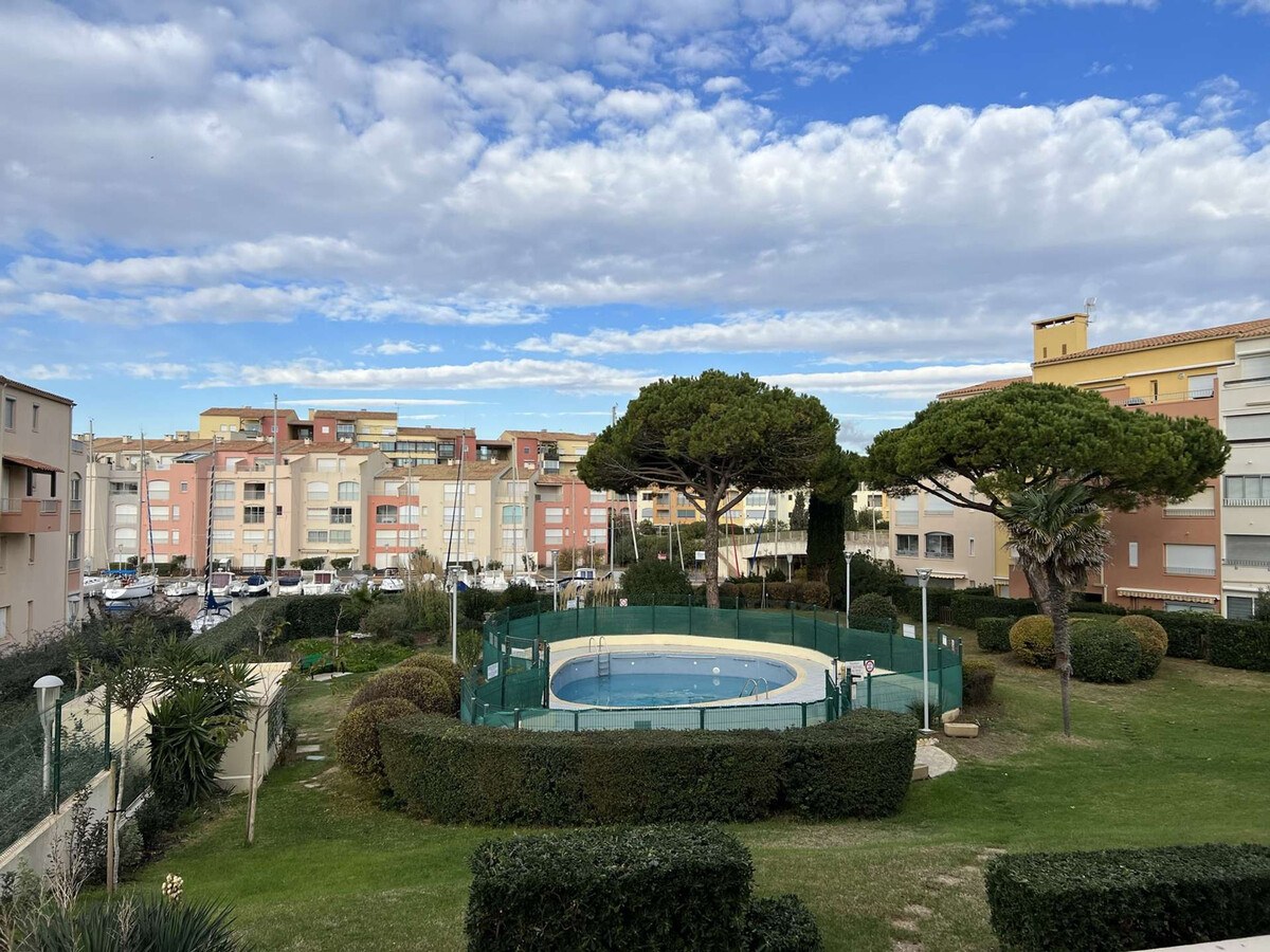 T2 cabine 6 pers avec piscine à Cap d'Agde - Photo 1