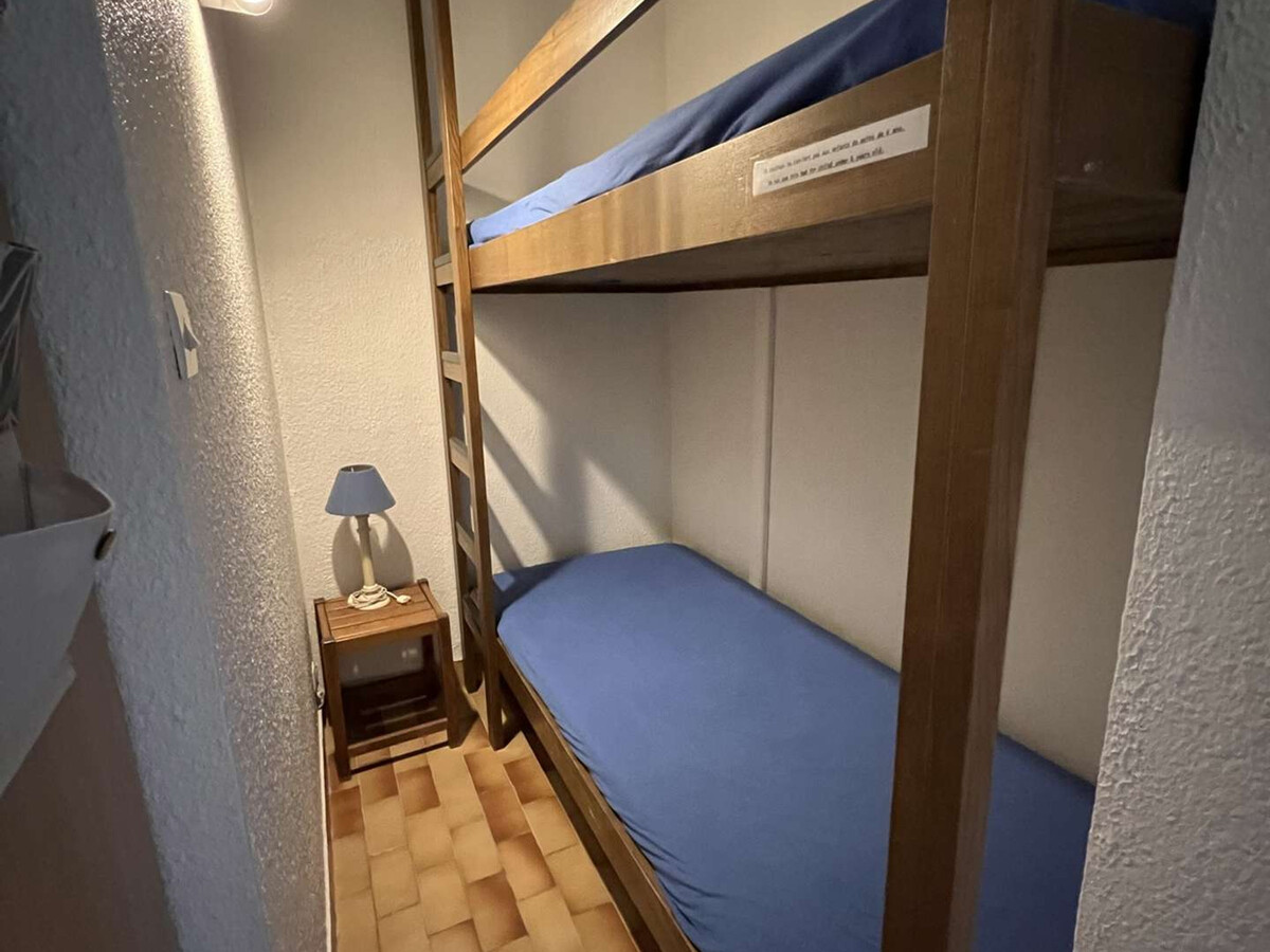 Studio cabine 4 pers. au Cap d'Agde, parking et piscine - Photo 12