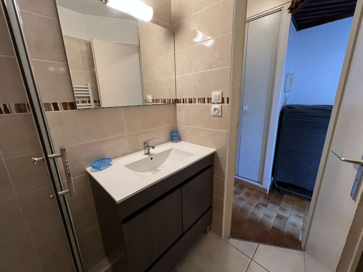 Studio 20m² balcon sud, piscine et plage à 400m - Photo 11