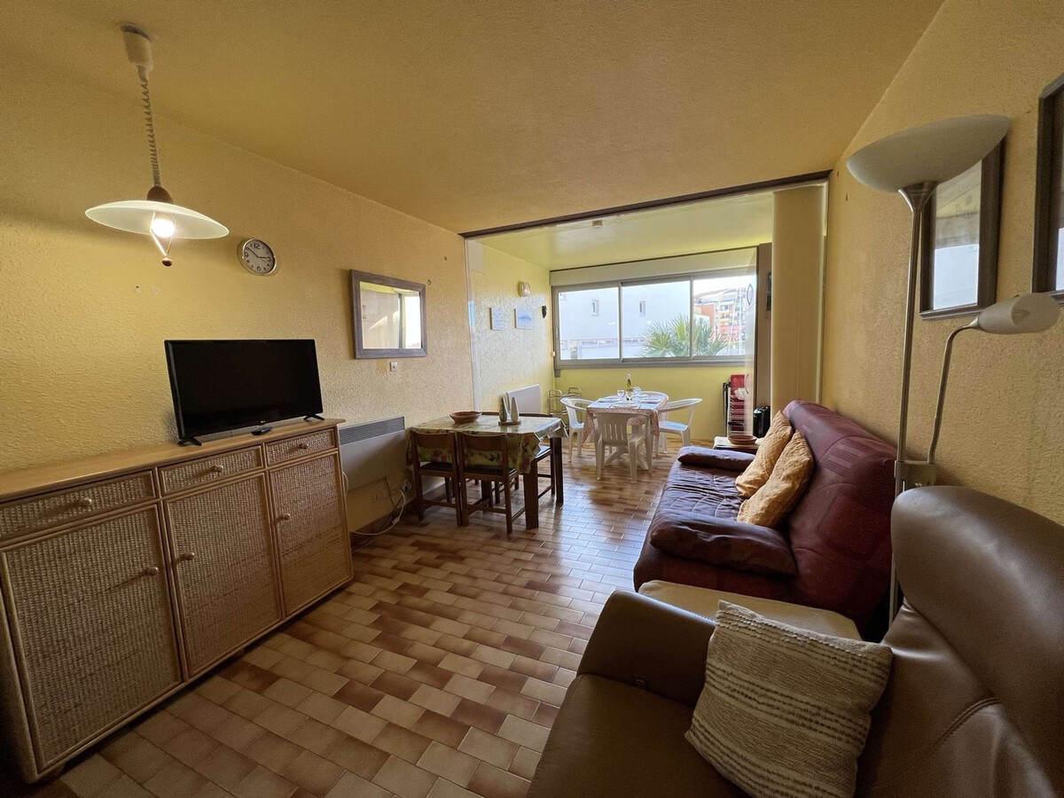 Studio cabine 4 pers. à Cap d'Agde, piscine et parking - Photo 6