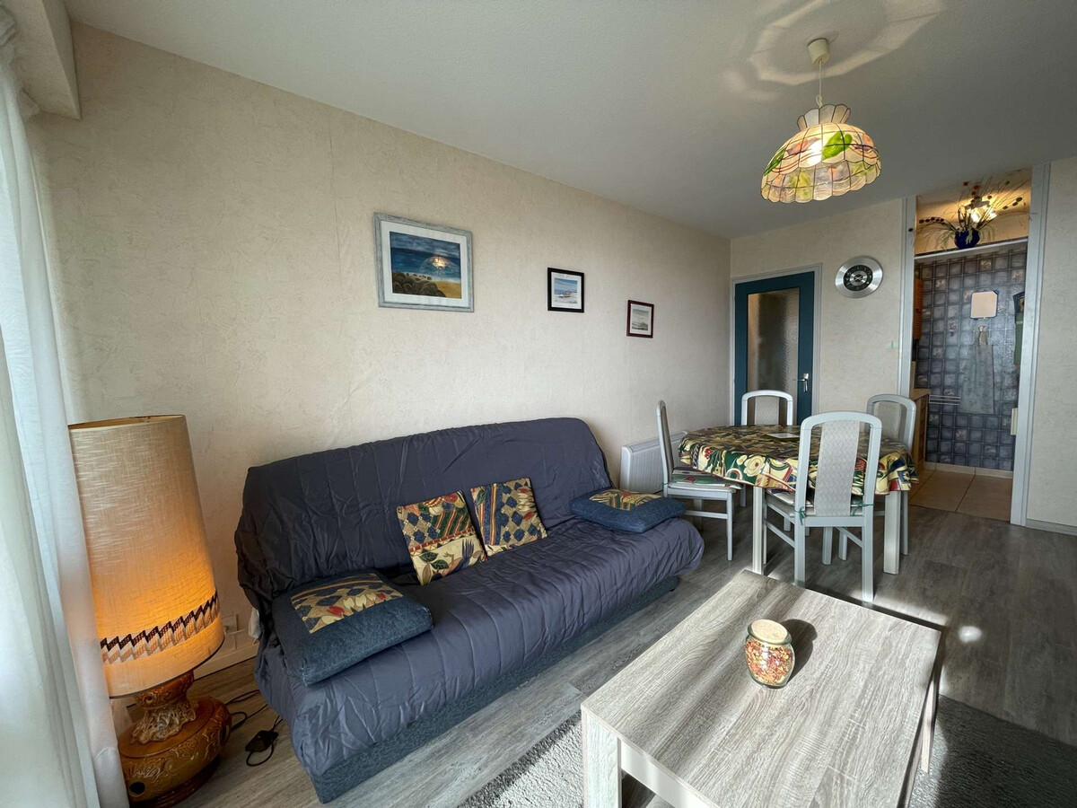 Appartement 2 pièces 7e étage, 200m de la plage - Photo 3