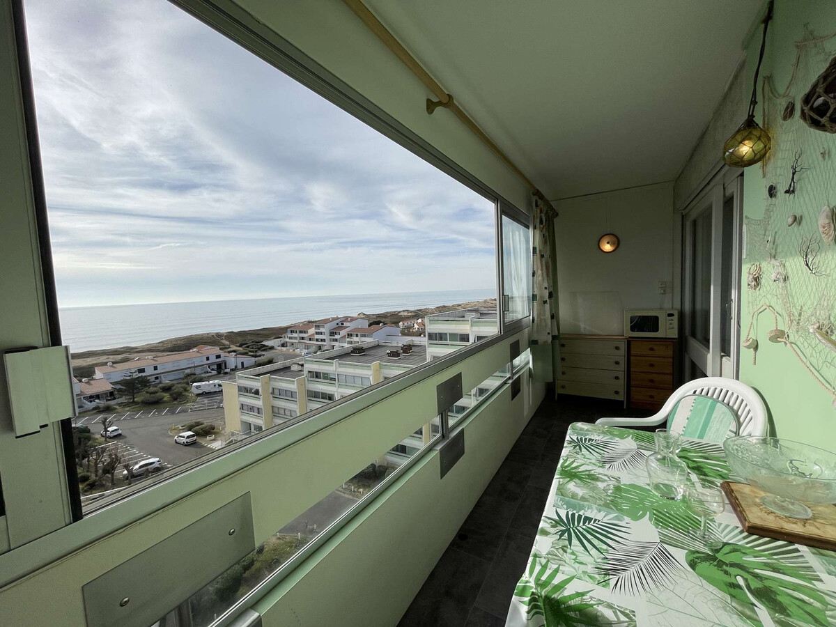 Appartement 2 pièces 7e étage, 200m de la plage - Photo 9