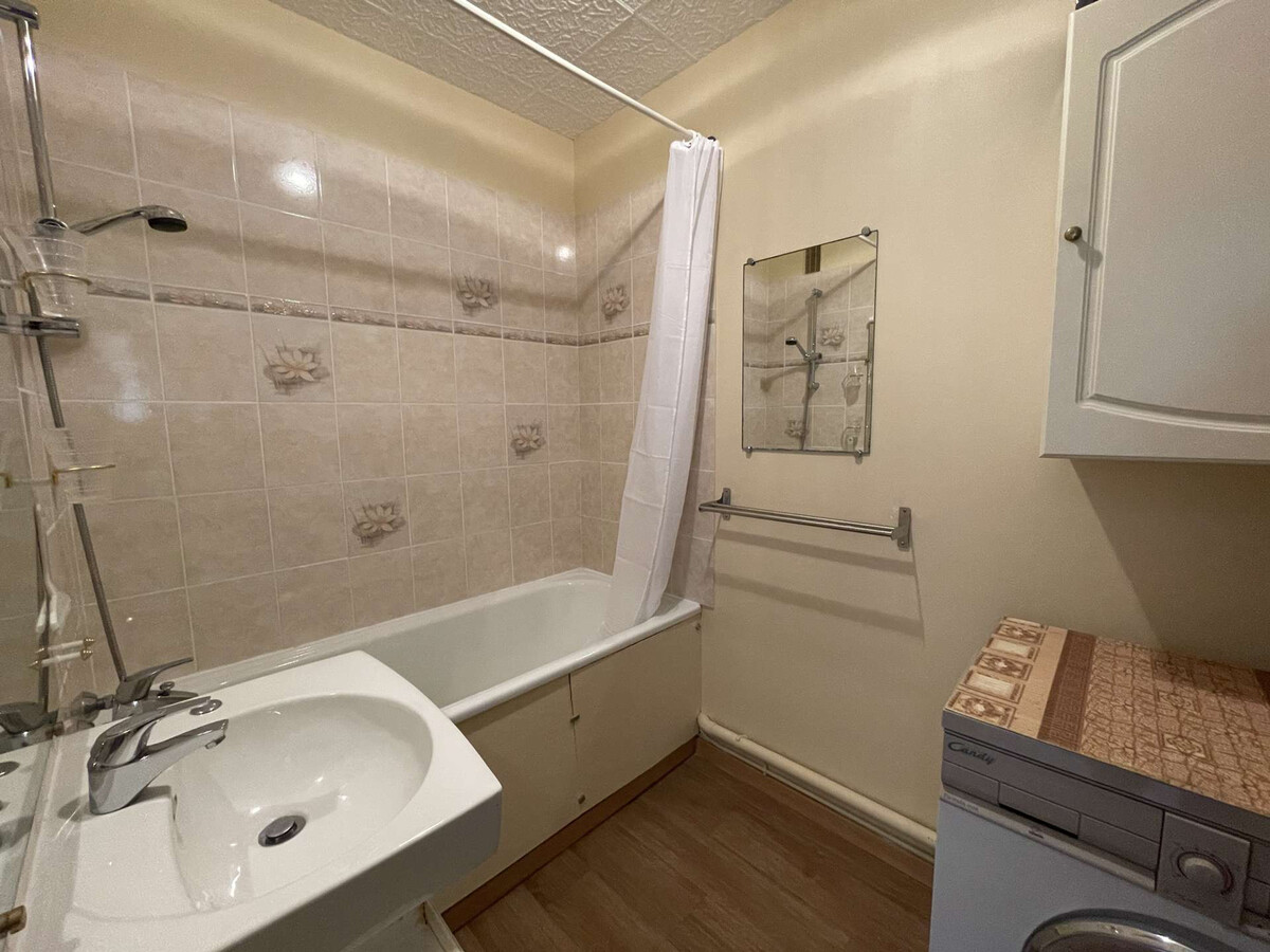 Appartement 2 pièces 7e étage, 200m de la plage - Photo 13