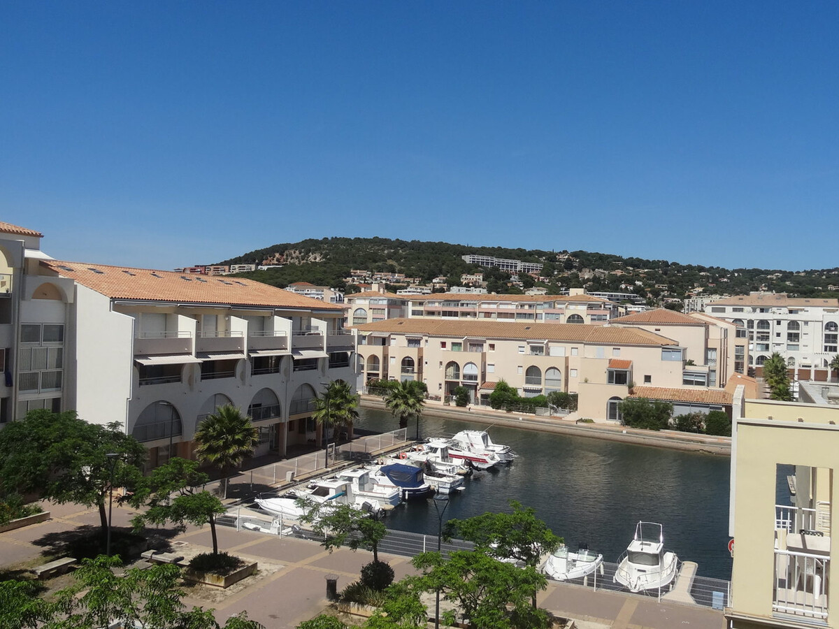 T2 climatisé vue Marina à Sète, 4 personnes - Photo 1